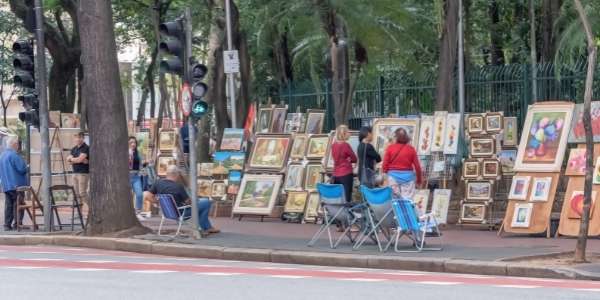 artist selling at an art fair